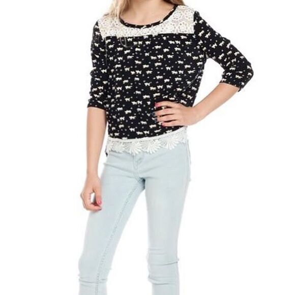 NWT Girl's Top With Crochet Trim - Picture 1 of 8